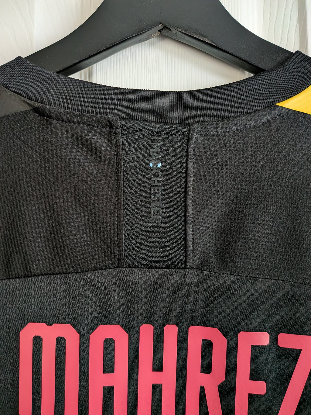 2019-20 Manchester City Away Shirt - Mahrez #26