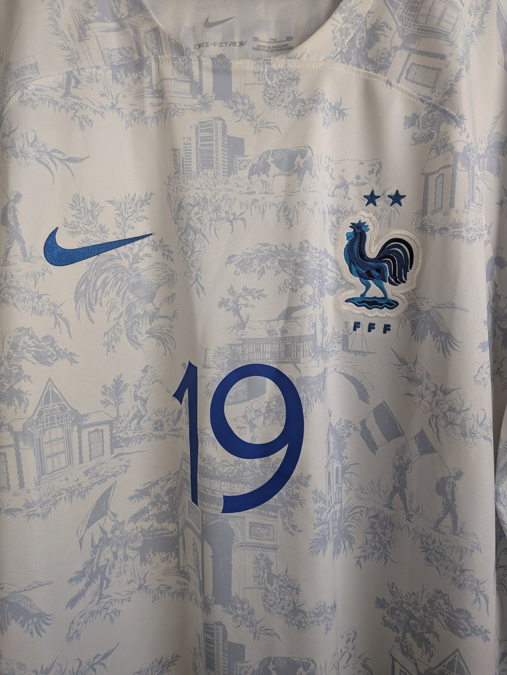 2022-23 France Away Shirt - Benzema #19