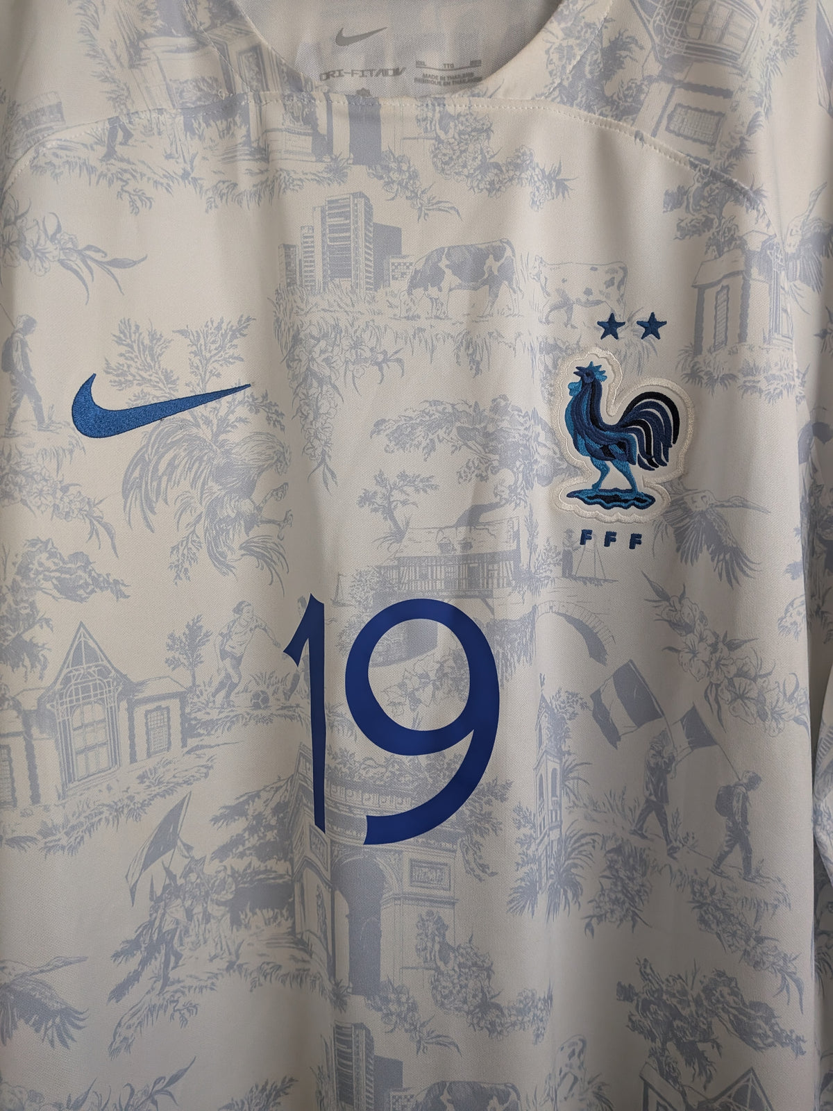 2022-23 France Away Shirt - Benzema #19