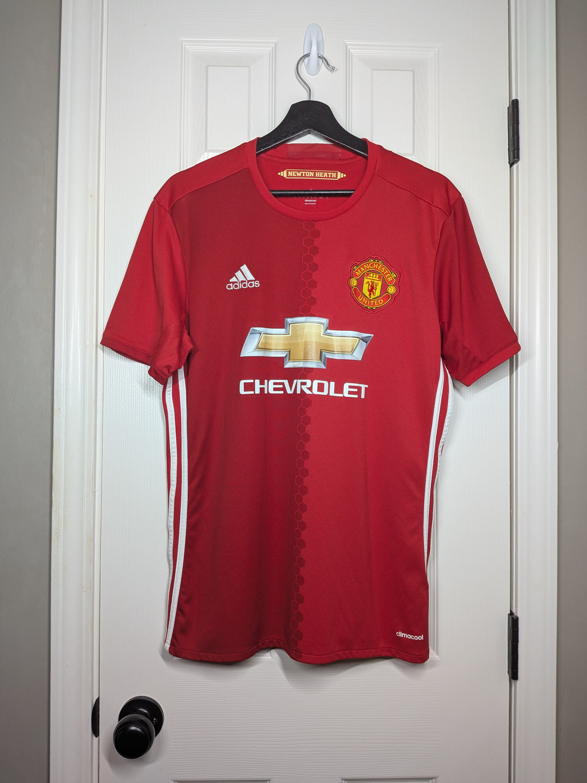 2016-17 Manchester United Home Shirt - Pogba #6
