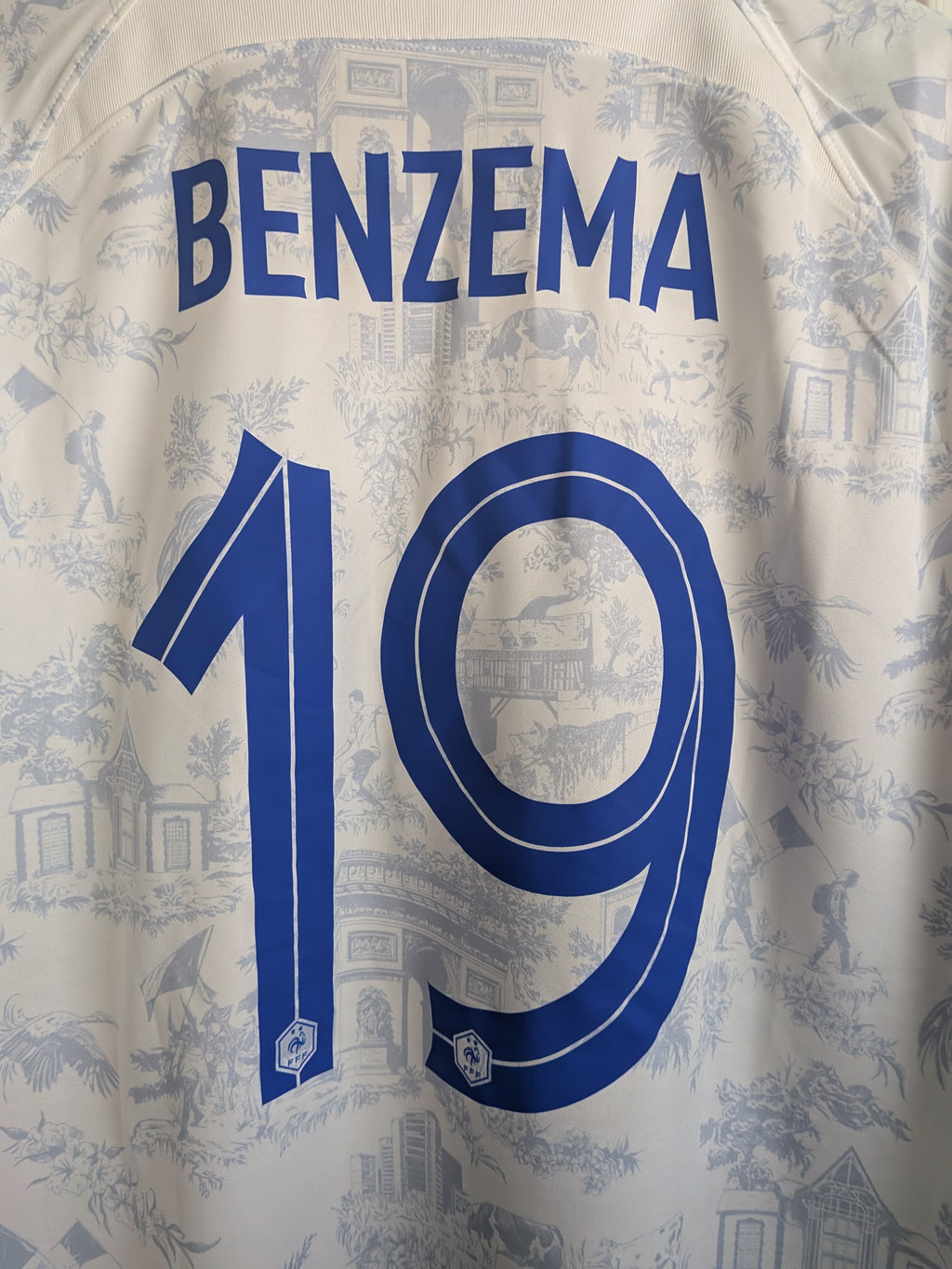 2022-23 France Away Shirt - Benzema #19