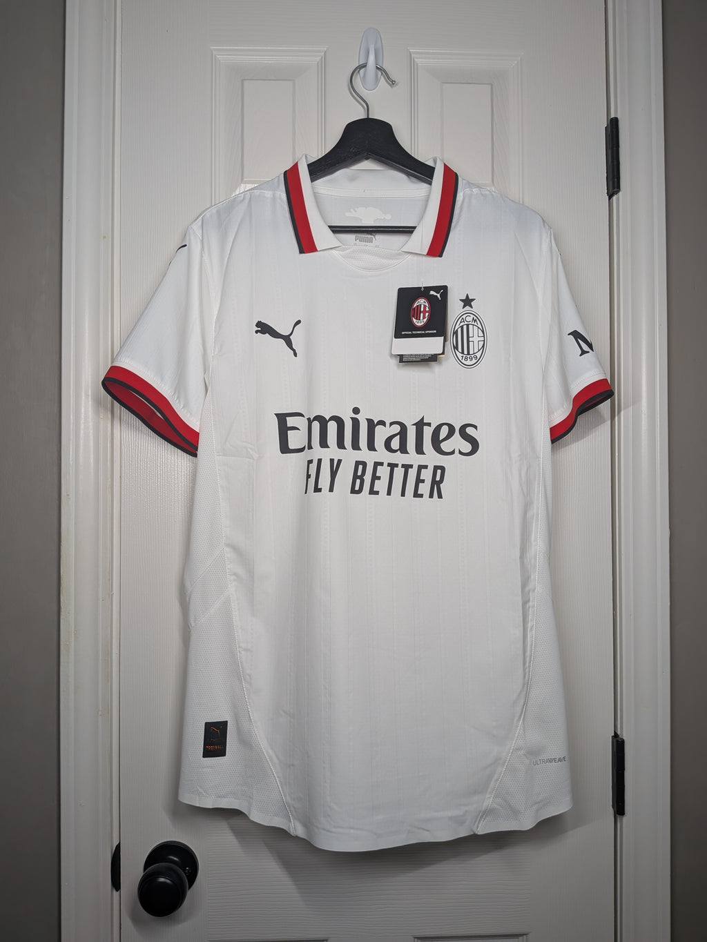 2024-25 AC Milan Authentic Away Shirt - Gimenez #7