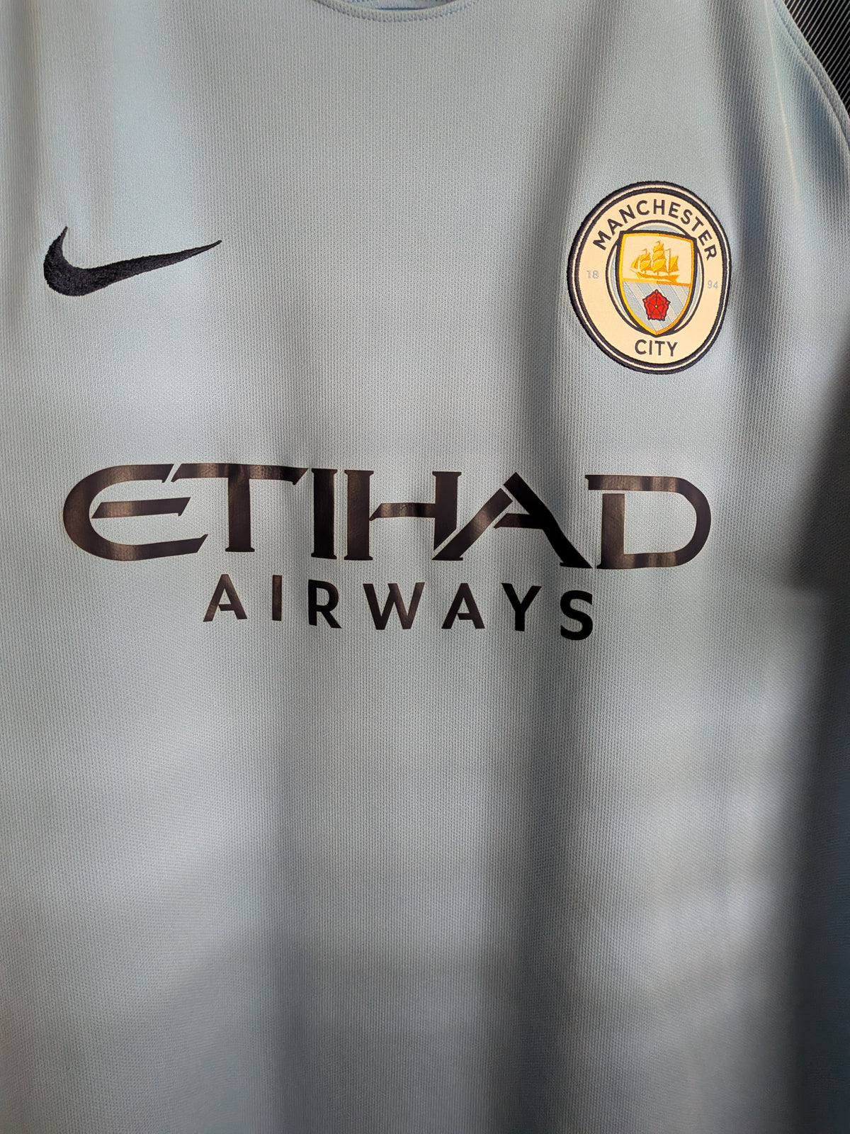 2016-17 Manchester City Home Shirt - Kompany #4