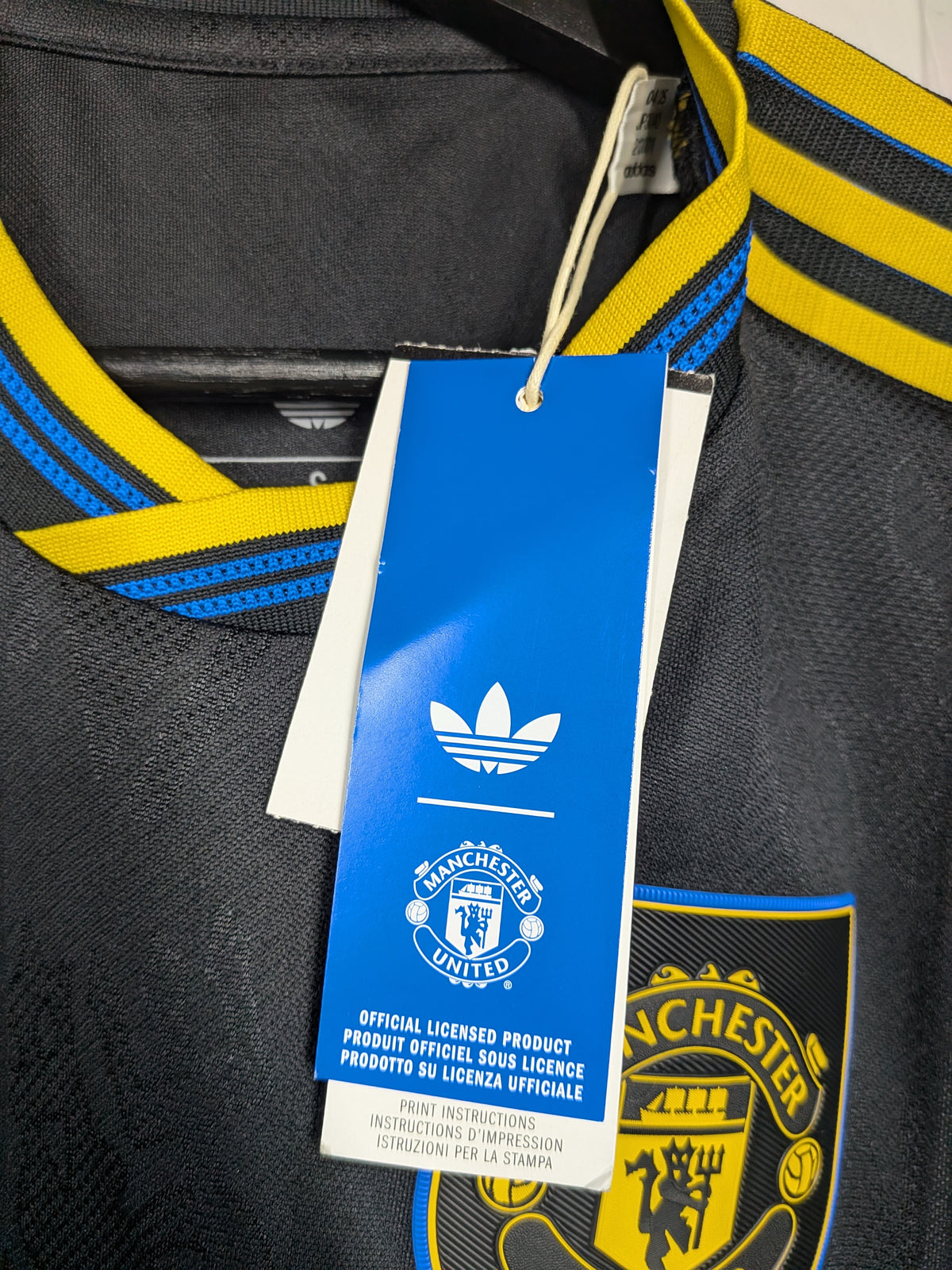 2025-26 Manchester United Authentic Third Shirt L/S BNWT- Cunha #10