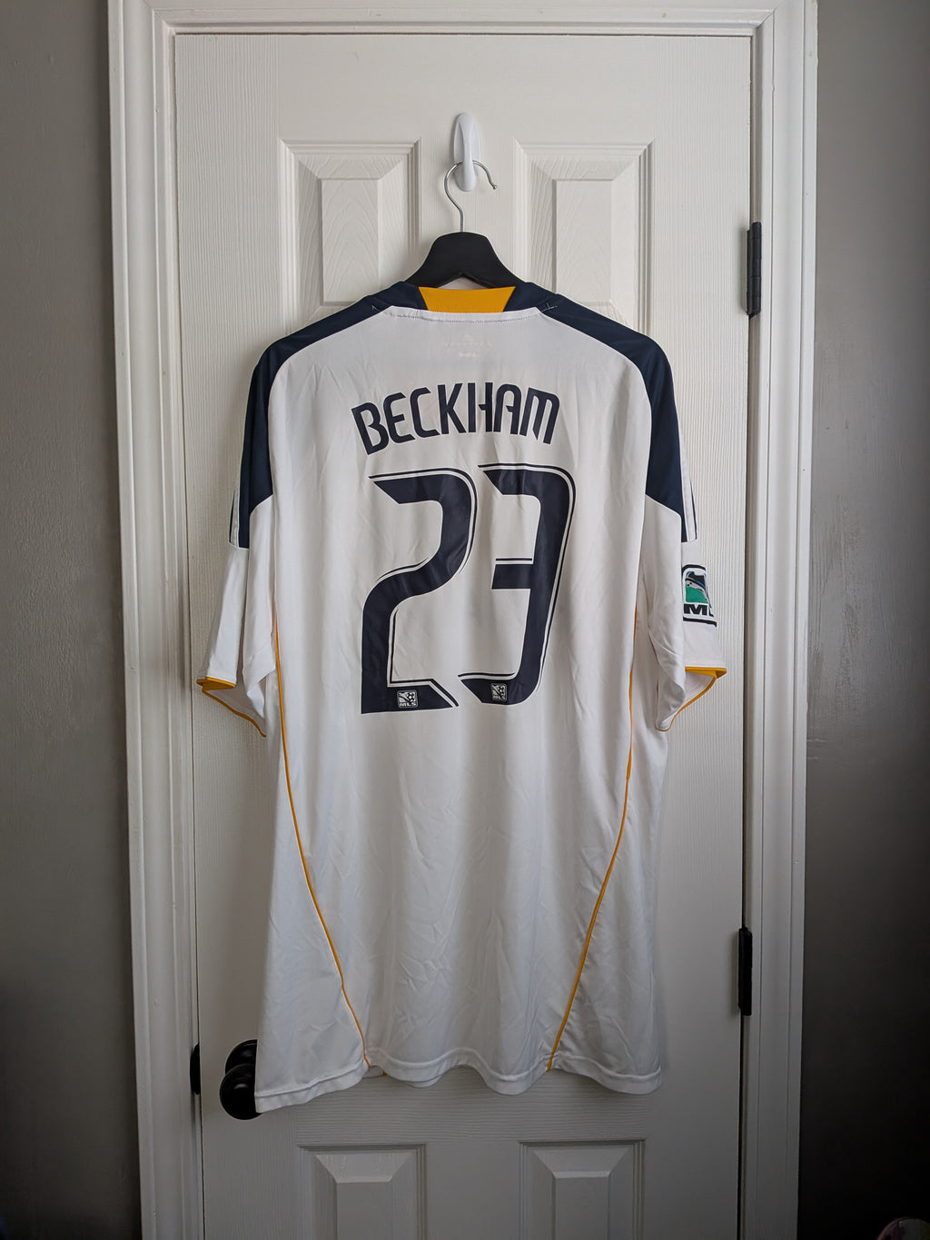 2010-11 LA Galaxy Home Shirt - Beckham #23
