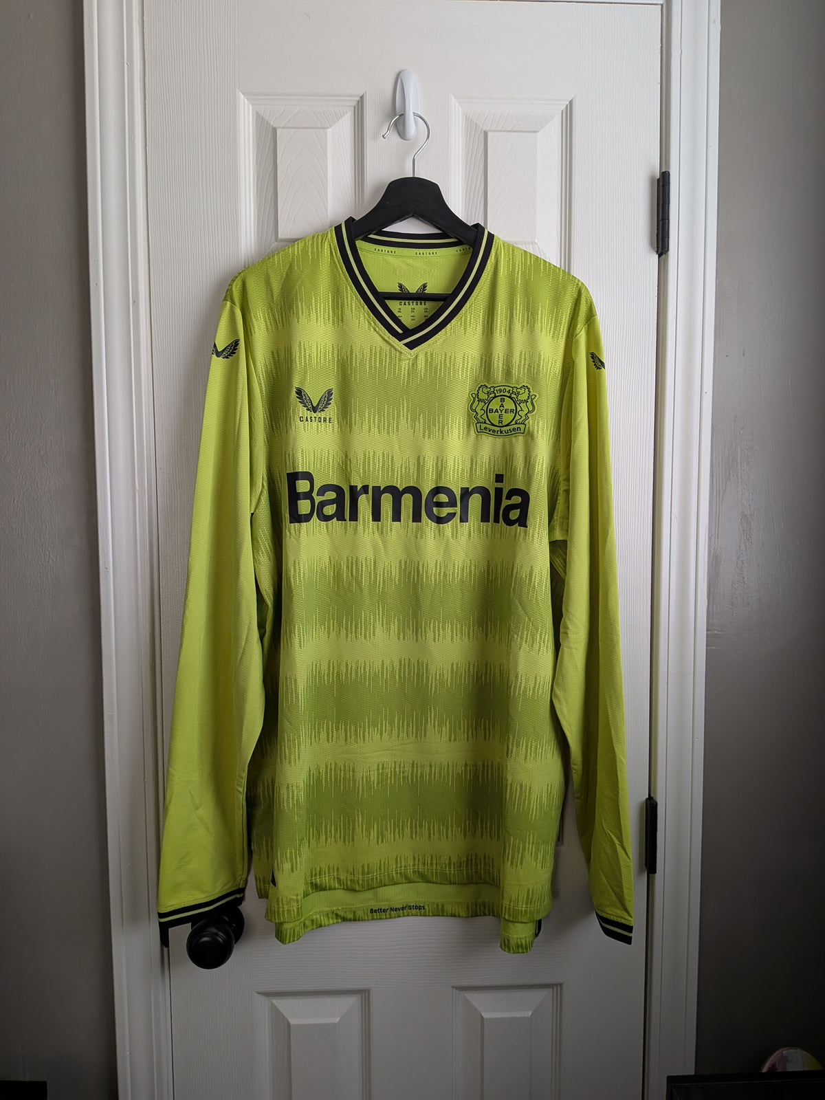 2022-23 Bayer Leverkusen Authentic Gk Shirt