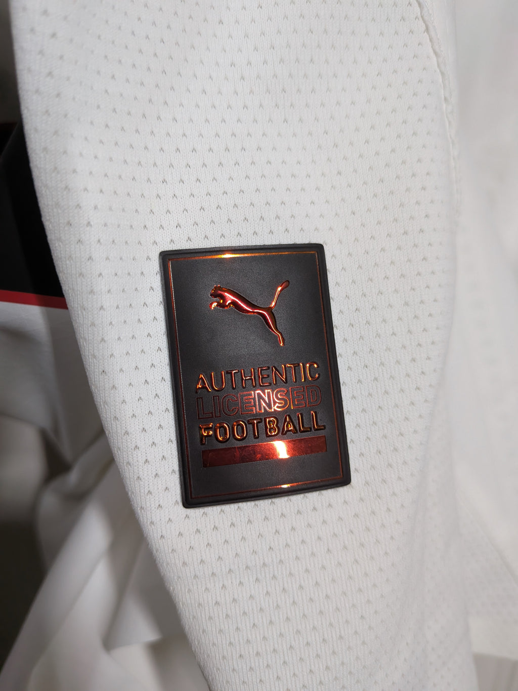 2024-25 AC Milan Authentic Away Shirt - Gimenez #7