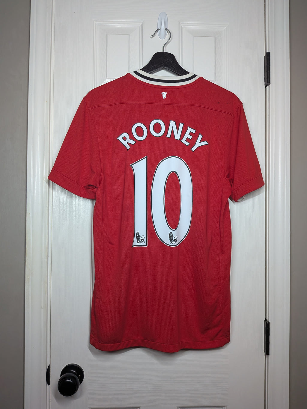 2011-12 Manchester United Home Shirt - Rooney #10