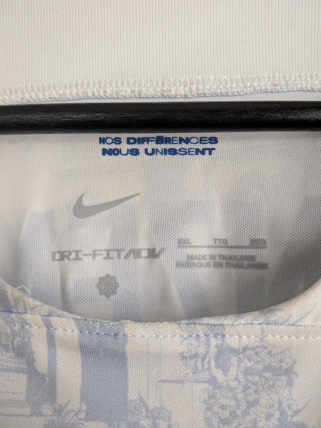 2022-23 France Away Shirt - Benzema #19