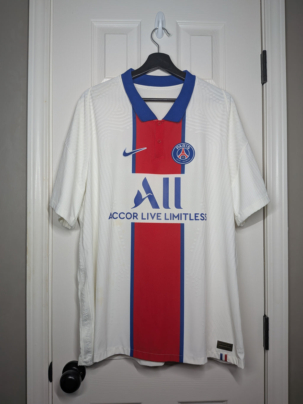 2021-22 PSG Away Shirt Player Spec - Mbappe #7
