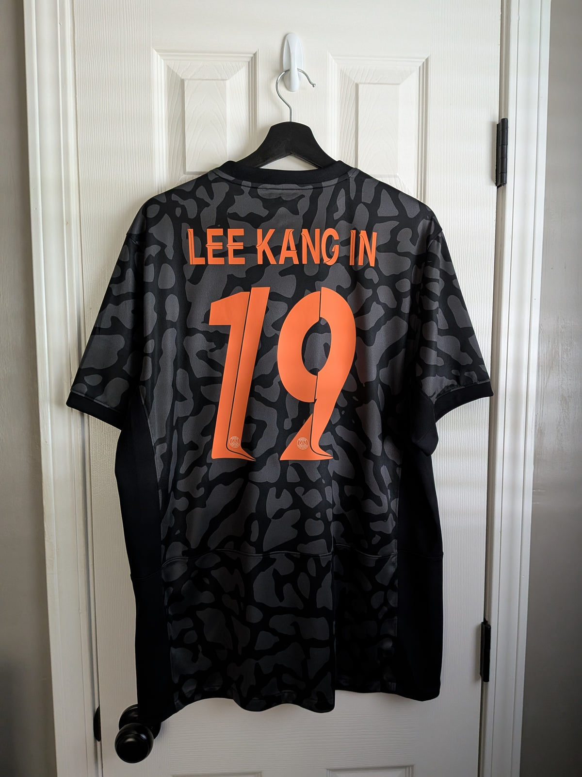 2023-24 PSG Third Shirt - Lee #19